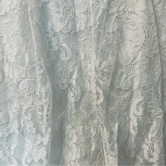 Trixxi Clothing Co | lace romper size M with tie and zipper in back - Picture 4 of 8